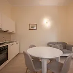 Apartament Teti *